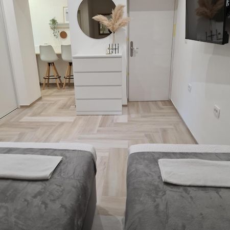 Balance Apartments Κόπερ Εξωτερικό φωτογραφία